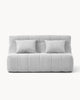 Sofa dwuosobowa SHAPE - sofa dwuosobowa widok z przodu, z dwoma poduszkami na siedzisku i przeszyciami.