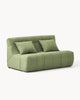 Sofa dwuosobowa SHAPE - sofa dwuosobowa z widokiem z boku, z poduszkami na siedzisku i wyraźnymi przeszyciami.