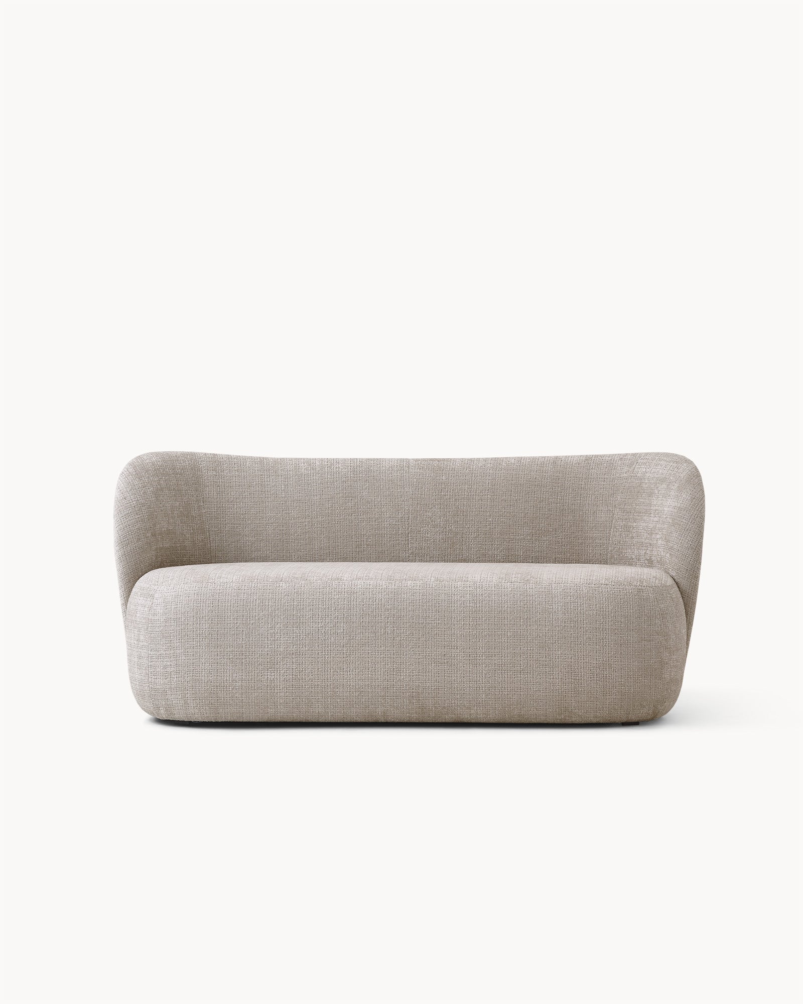 Sofa trzyosobowa NOA, tkanina nordy - sofa trzyosobowa widok z przodu, z zaokrąglonymi krawędziami i prostym designem.