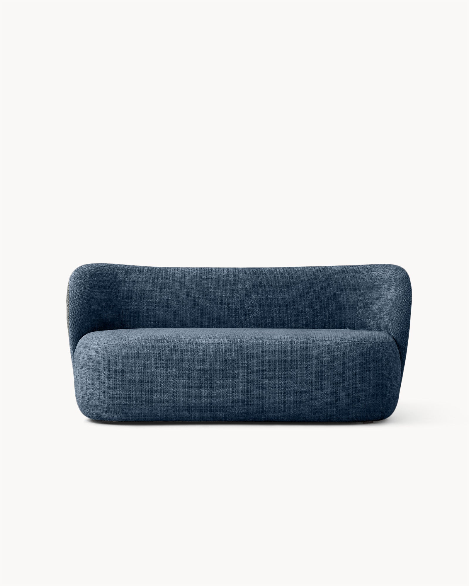 Sofa trzyosobowa NOA, tkanina nordy - sofa trzyosobowa widok z przodu, z zaokrąglonymi krawędziami i prostym designem.