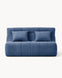 Sofa dwuosobowa SHAPE - sofa dwuosobowa widok z przodu, z dwoma poduszkami na siedzisku i przeszyciami.