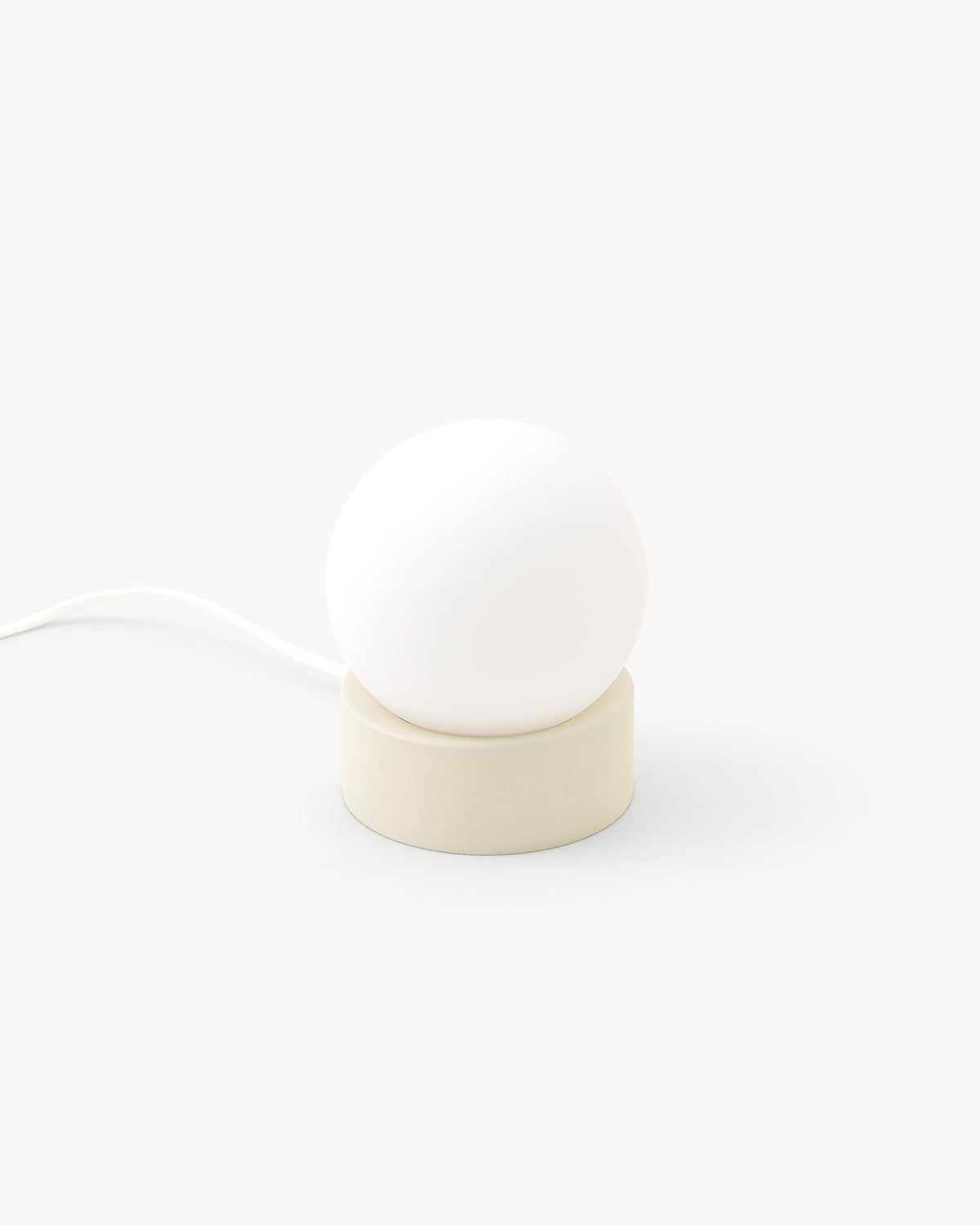 Lampa stołowa MIO — Butter Yellow — 01