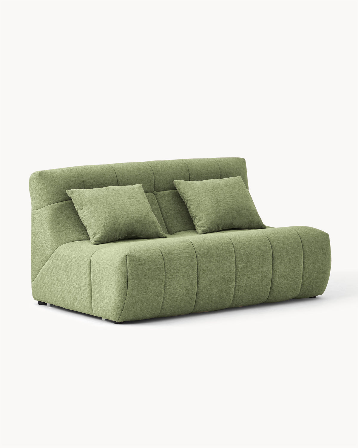 Sofa dwuosobowa SHAPE - sofa dwuosobowa z widokiem z boku, z poduszkami na siedzisku i wyraźnymi przeszyciami.