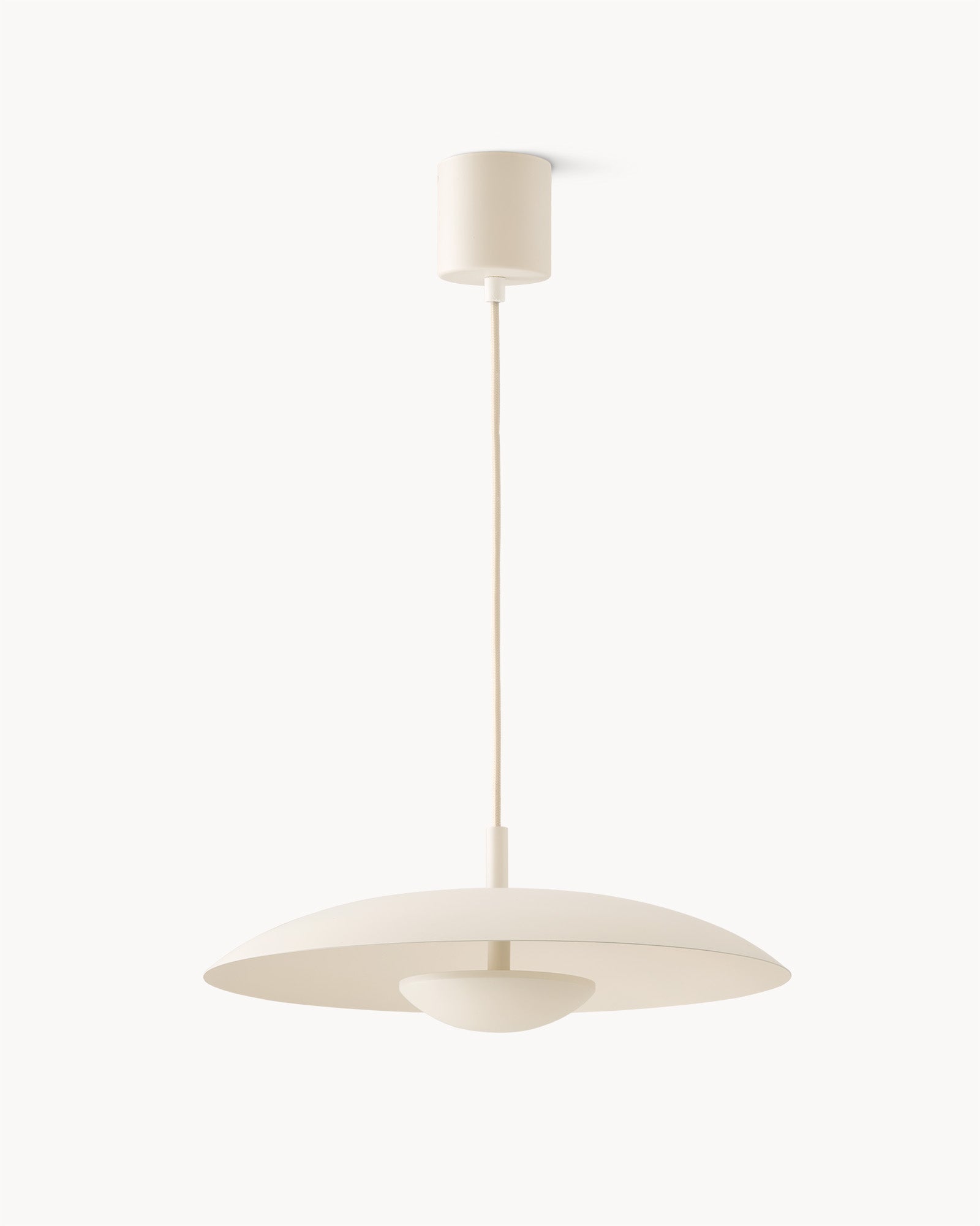 Lampa wisząca HALO - lampa wisząca z okrągłym kloszem i centralnym źródłem światła, zawieszona na przewodzie. Widok z boku, ukazujący kształt i detal konstrukcji.
