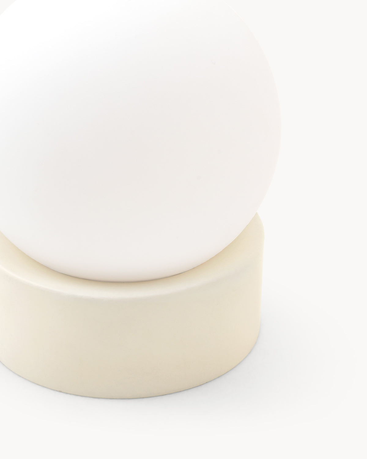 Lampa stołowa MIO — Butter Yellow — 04
