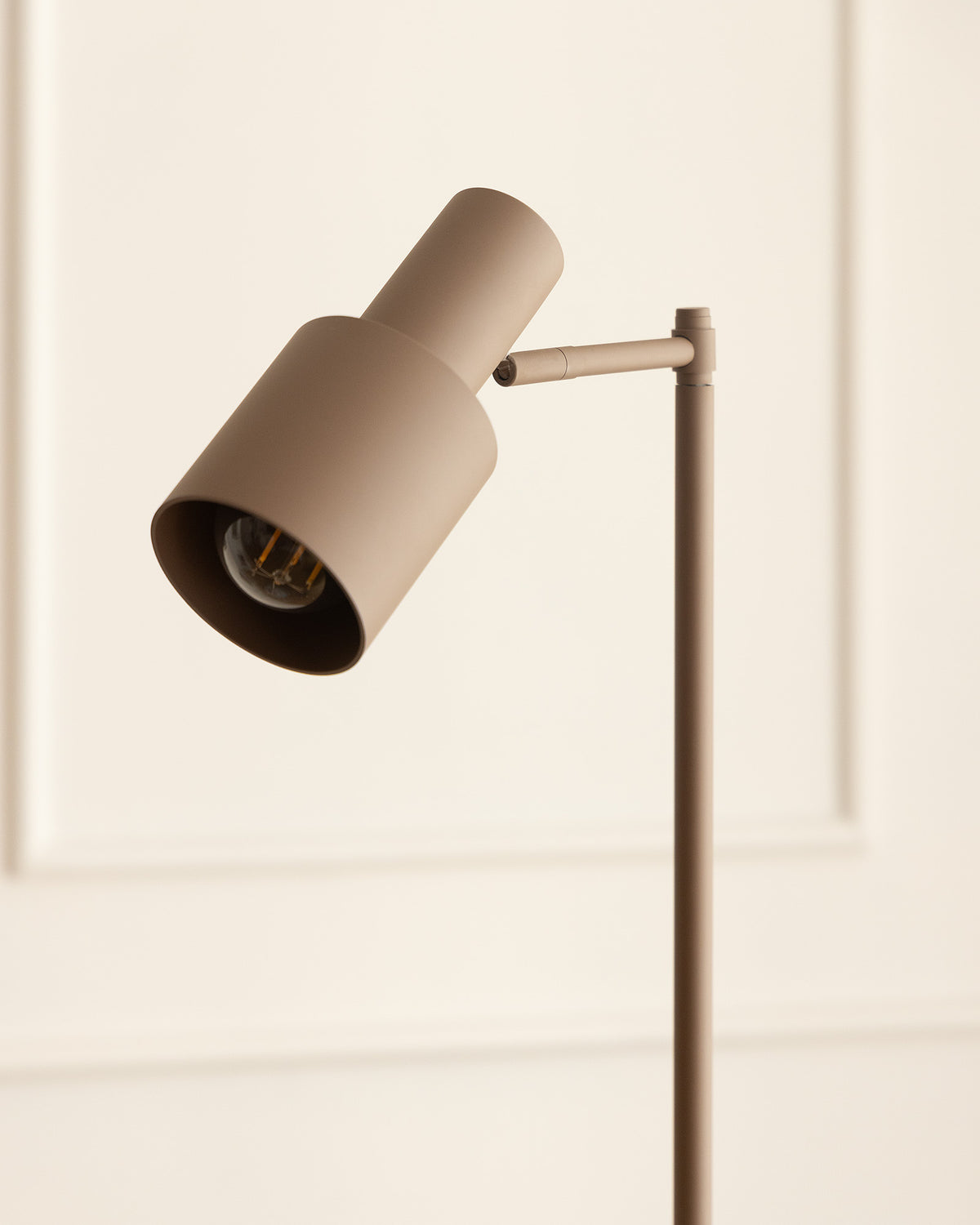 Lampa podłogowa RAY — aranżacja 4