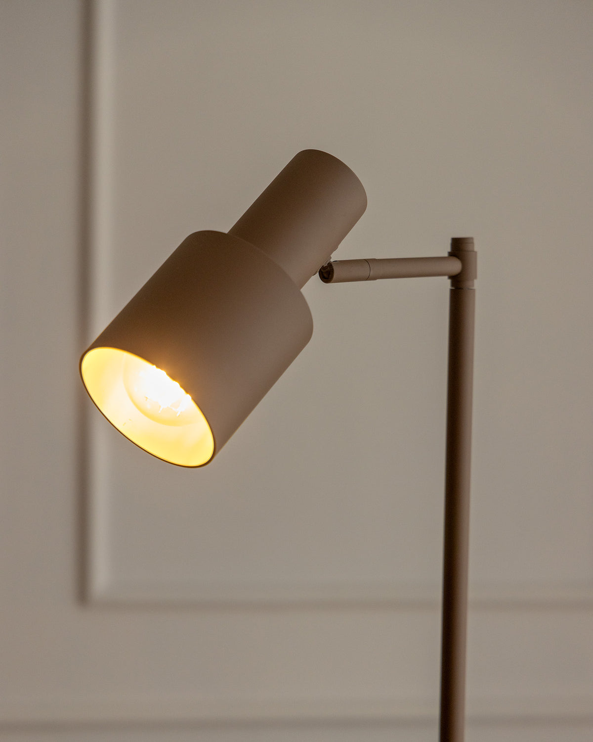 Lampa podłogowa RAY — aranżacja 5